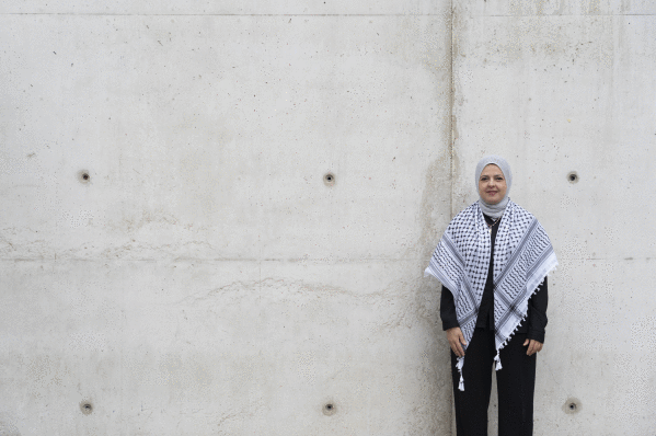 Ola Arafat: «Israelek etxea lapurtu digu palestinarroi. Atea, gainera, giltzaz itxi du»