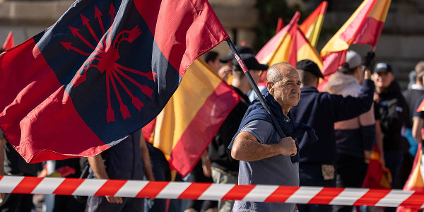 Elkarte memorialistek Jaurlaritza salatuko dute Falangearen elkarretaratzeagatik