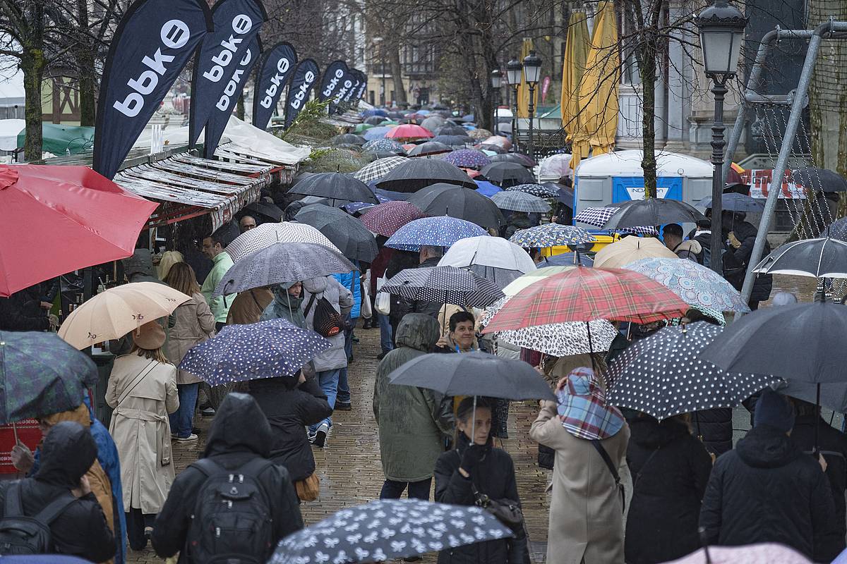 Gure izen-abizen kolonizatuak