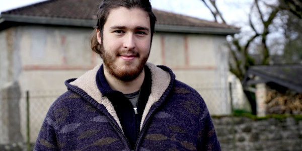 Barttolo Decung: «Euskaraz ez diren bideojokoak dira nagusi egungo munduan»