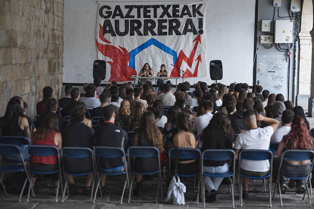 Gaztetxeak: lau hamarkadako bide oparoa