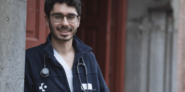 «Soilik enpresa boteretsuen adimen artifiziala erabiltzen badugu, haien menpe geratuko gara»