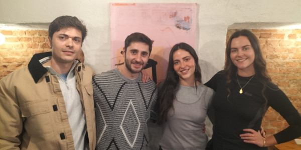 Euskaldun kuadrilla bat Madrilen: «Asko eskertzen da horrelako lagun talde bat izatea».