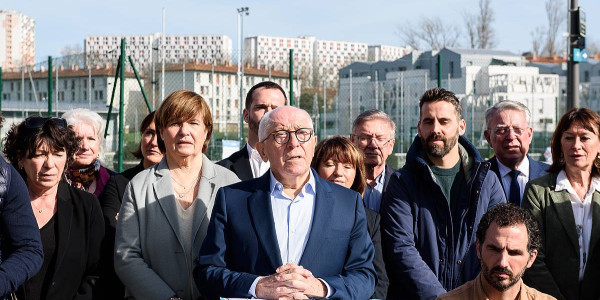 Herriko etxeak, bozen zain