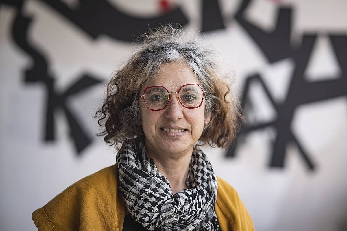 Emakumeak, hedabideetan ere gutxiengoa