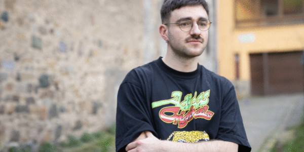 «Oraintxe bertan gehien gustatzen zaigun rapa apur bat ilunera jotzen duena da»