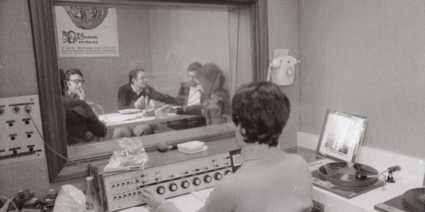 Irratian euskara hutsez egun eta gau oso batez aritu zireneko lehen aldi gogoangarri hura