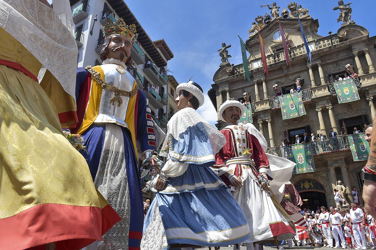 Jai eta jai, Euskal Herrian parranda bai