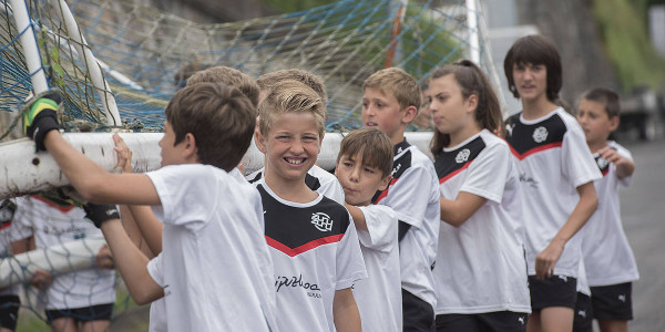 Mutikoak, eremu eta aisialdi kulturaletatik desagertzen