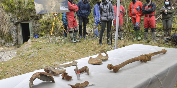 Duela 11.700 urteko gizon baten hezurdura aurkitu dute Loizun