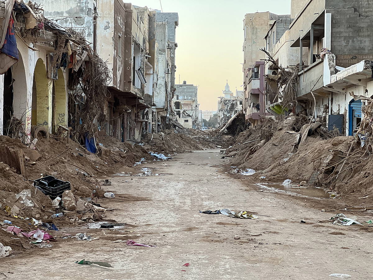 'Daniel' ekaitzak eragindako uholdeen ondotik, epidemia arriskua Libian