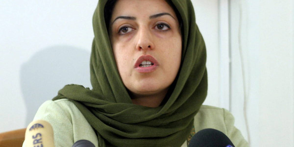 Narges Mohammadi aktibista irandarrak irabazi du Bakearen Nobel saria