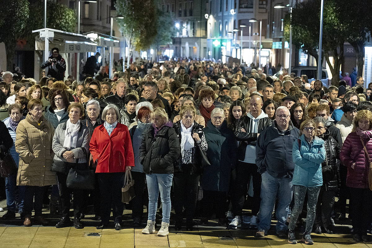 Tere Saez: «Indarkeria bikarioak bizi osoko zigorra eragiten die emakumeei»