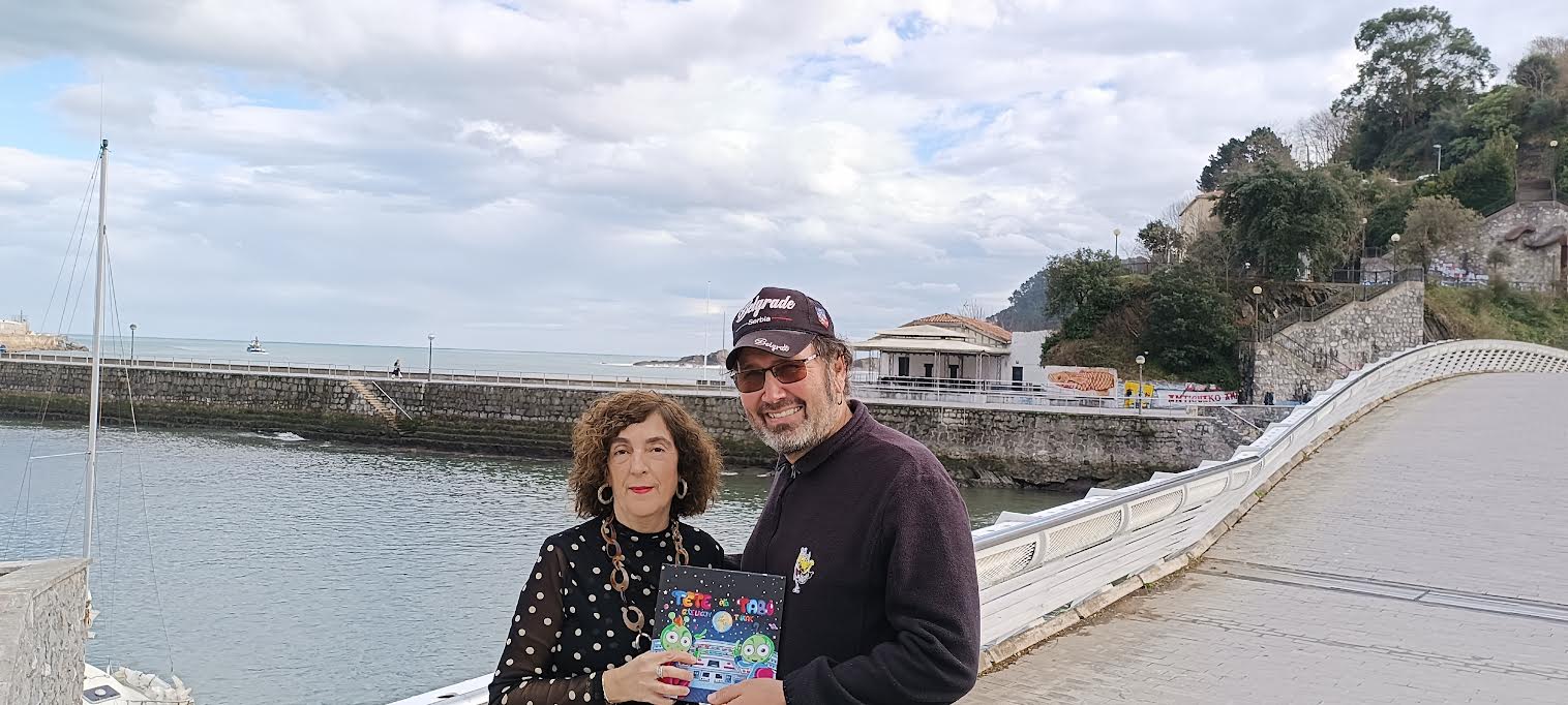 Pilar Arrieta, idazlea eta irakaslea: «Protagonistak estralurtarrak direnez, ez dute aurreiritzirik»