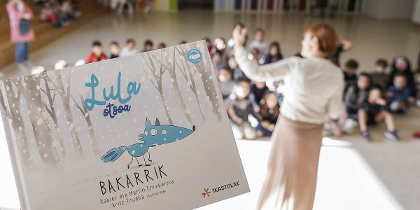 Lula otsoa: entzun lehenik, eta irakurri ondoren