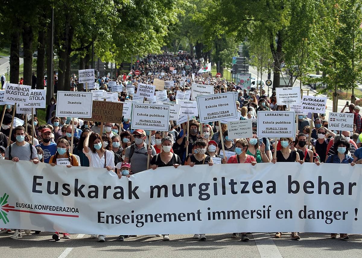 Maiatzaren 9ko manifestazioa, Baionan. BOB EDME