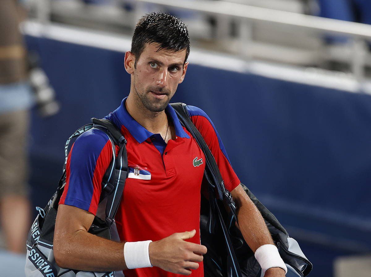 Djokovic, gaur, partida bukatu berritan. RUNGROJ YONGRIT / EFE