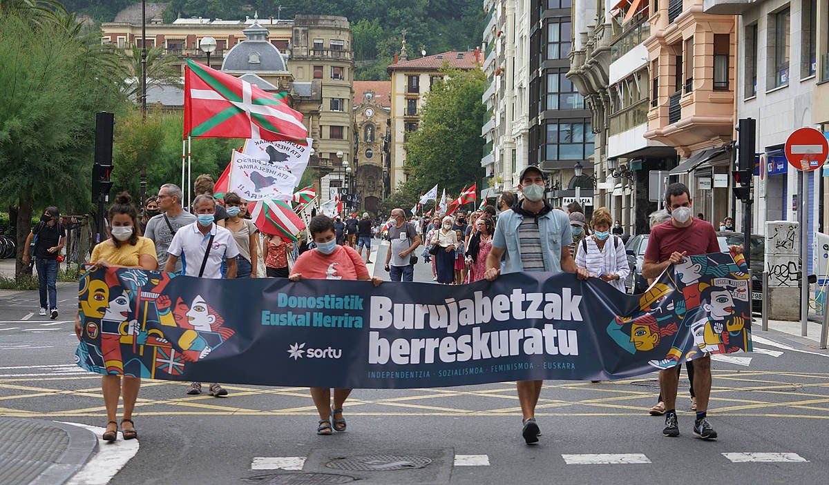 Manifestazioa, gaur, Donostian. GOTZON ARANBURU / FOKU
