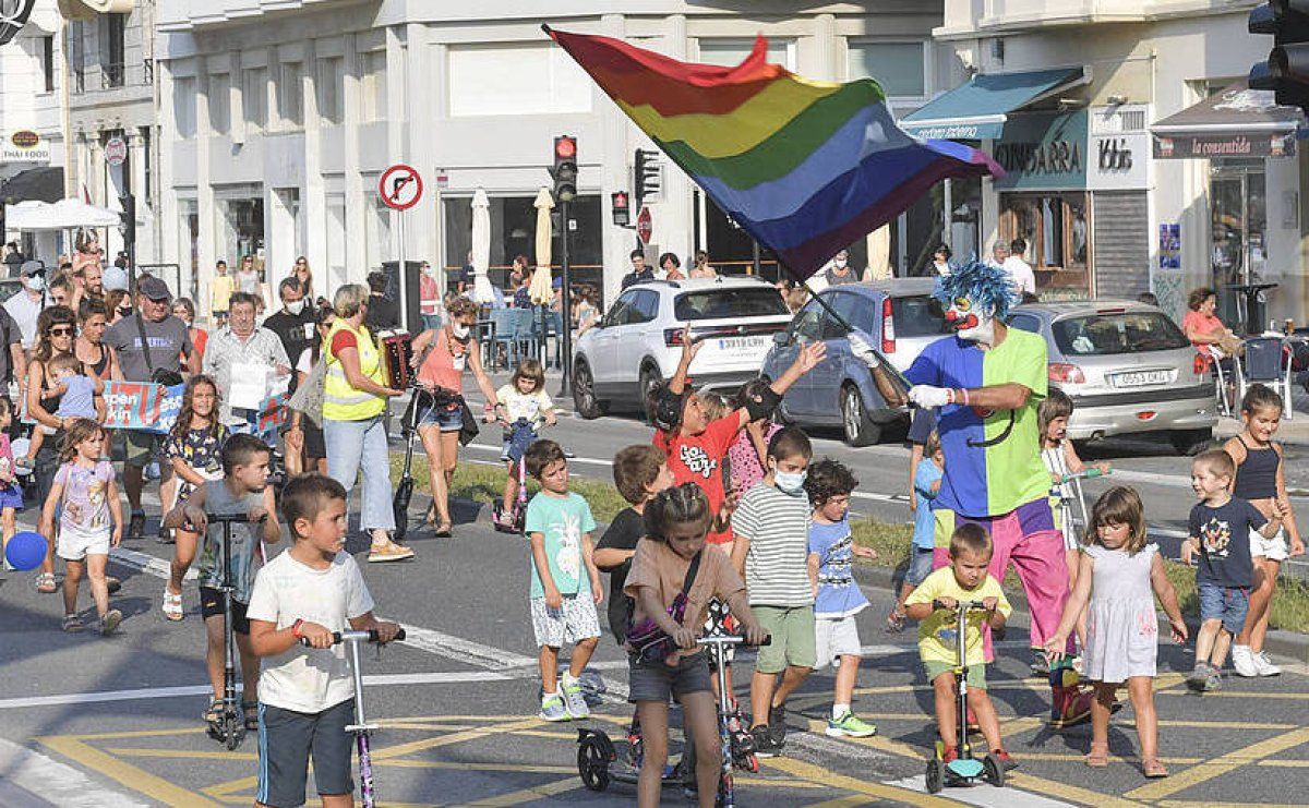 Porrotx Sare Herritarrak larunbatean antolatutako manifestazioan, Donostian. IDOIA ZABALETA / FOKU