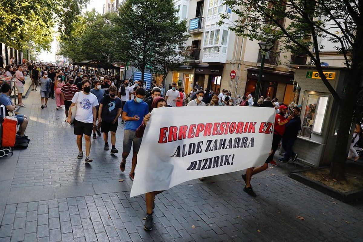 Manifestazio burua, Bulebarrean. IRUTXULOKO HITZA