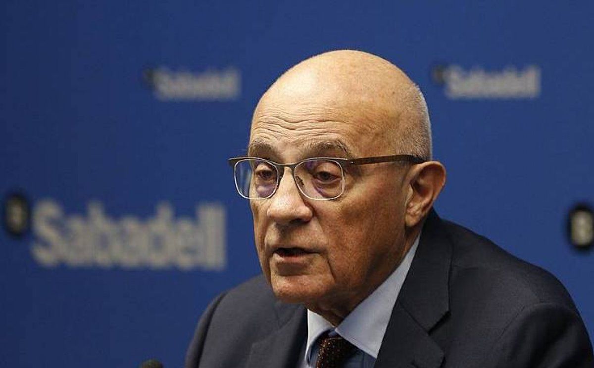 Banco Sabadelleko lehendakaria, Josep Oliu. JAVIER LIZÓN / EFE