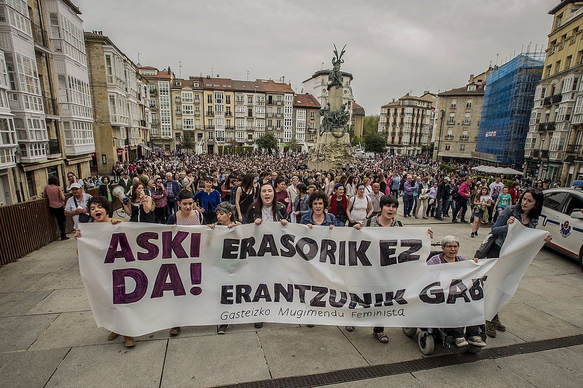 Indarkeria matxistaren aurkako protesta bat, Gasteizen, artxiboko irudian. JAIZKI FONTANEDA / FOKU