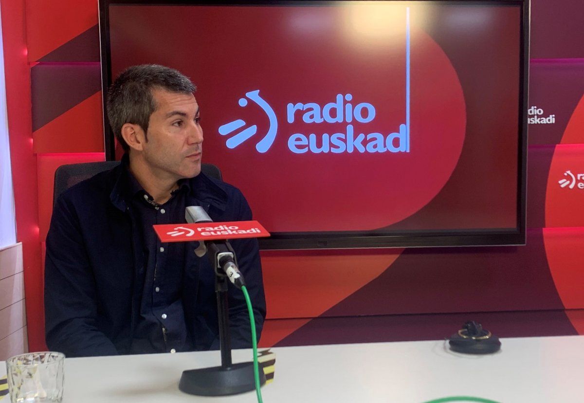 Arkaitz Rodriguez, Radio Euskadin, gaur goizean. @BOULEVARDEITB