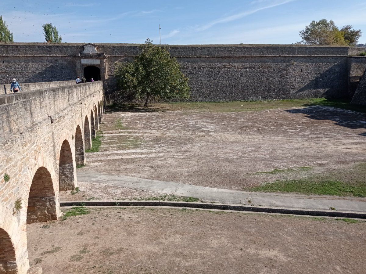 Ziudadelaren barnaldea, asteazkenean. BERRIA