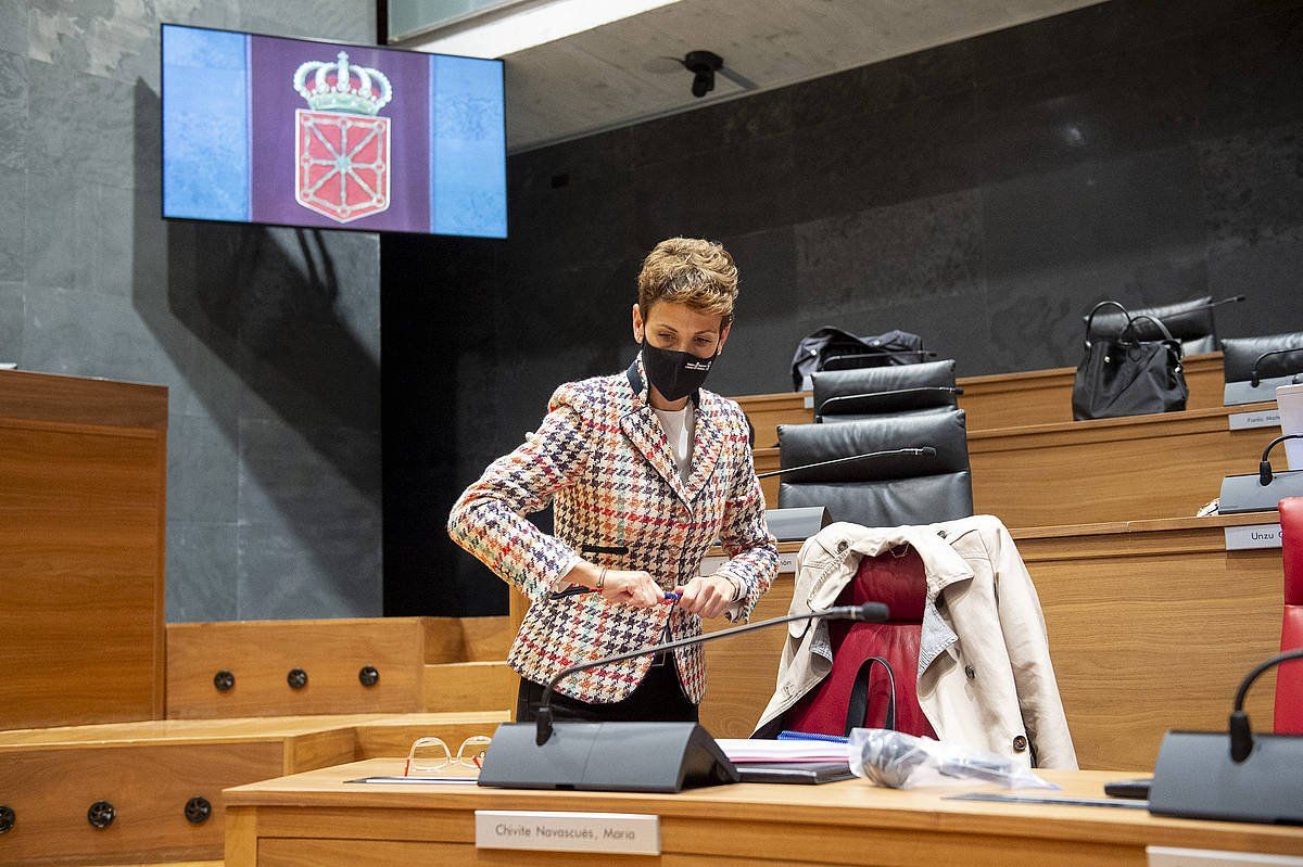 Maria Txibite, gobernuko lehendakaria, osoko bilkura hasi aurreko unean. IñIGO URIZ / FOKU