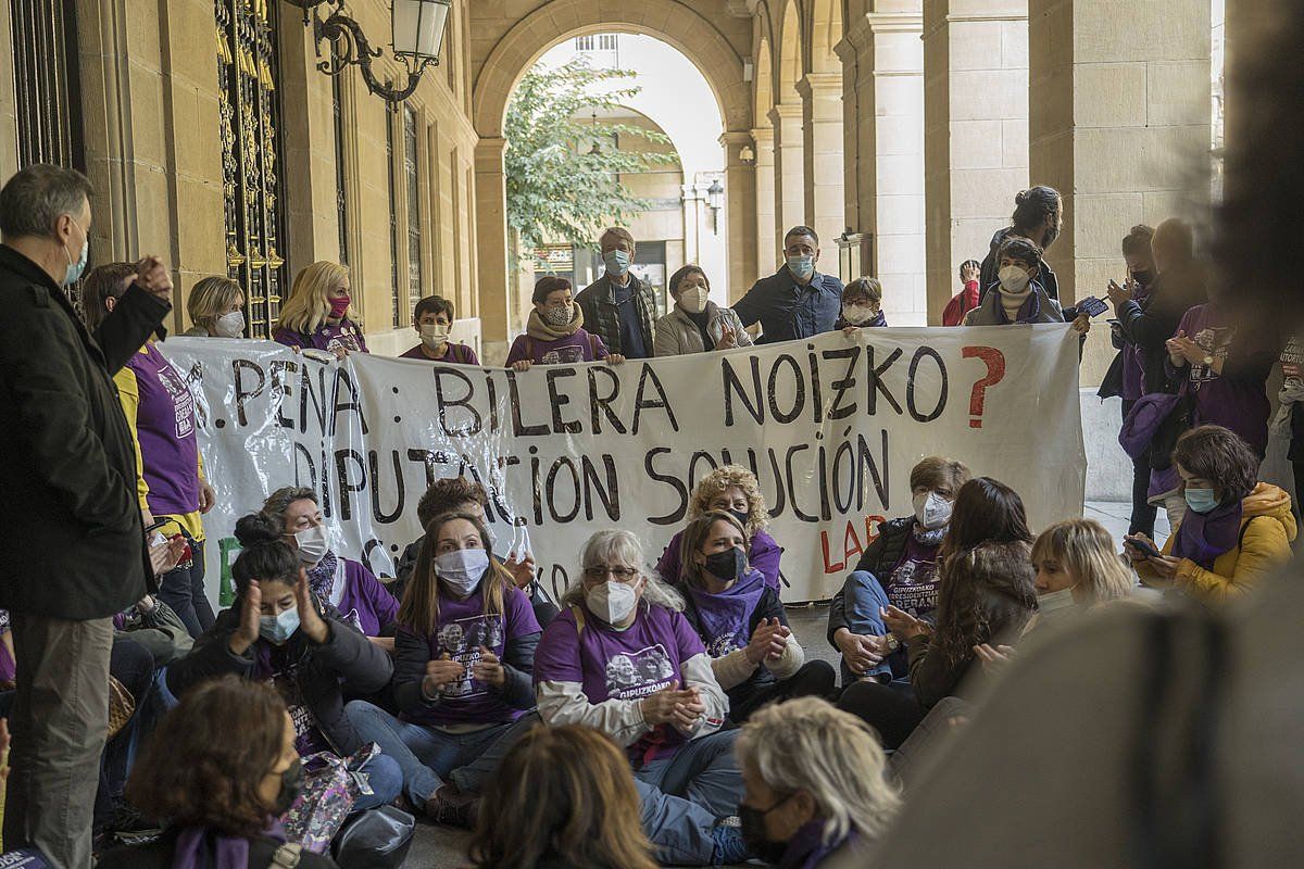 Gaur goizean eginiko protesta, Donostian. GORKA RUBIO / FOKU