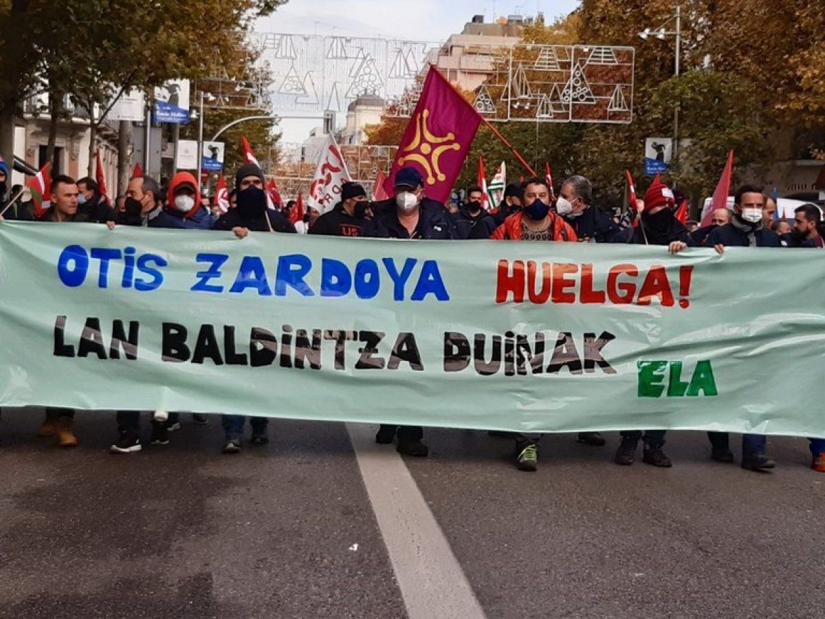 Zardoya Otiseko langileen manifestazio bat, artxiboko irudi batean. ELA