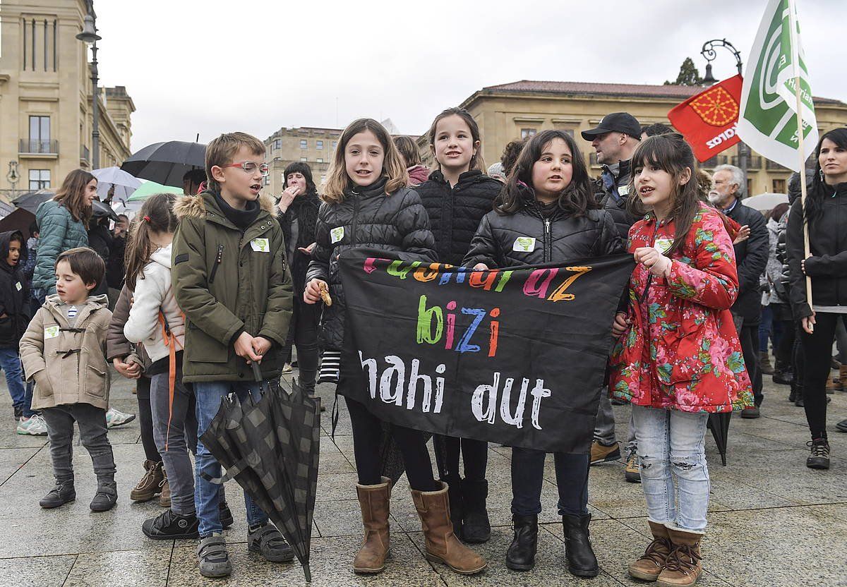 Euskal Herrian Euskarazek hizkuntza eskubideen alde eginiko manfestazio bat. 2018ko martxoaren 24a, Iruñean. IDOIA ZABALETA / FOKU