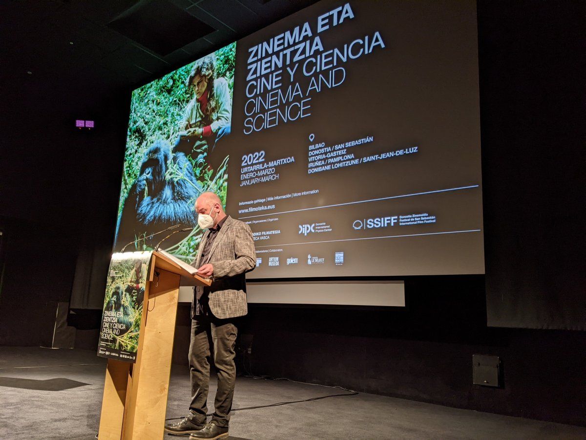 Joxean Fernandez Filmategiko burua gaur goizean Tabakaleran egindako aurkezpenean. TABAKALERA