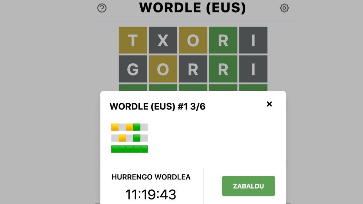 Wordle jokoaren euskarazko bertsioaren irudi bat. BERRIA