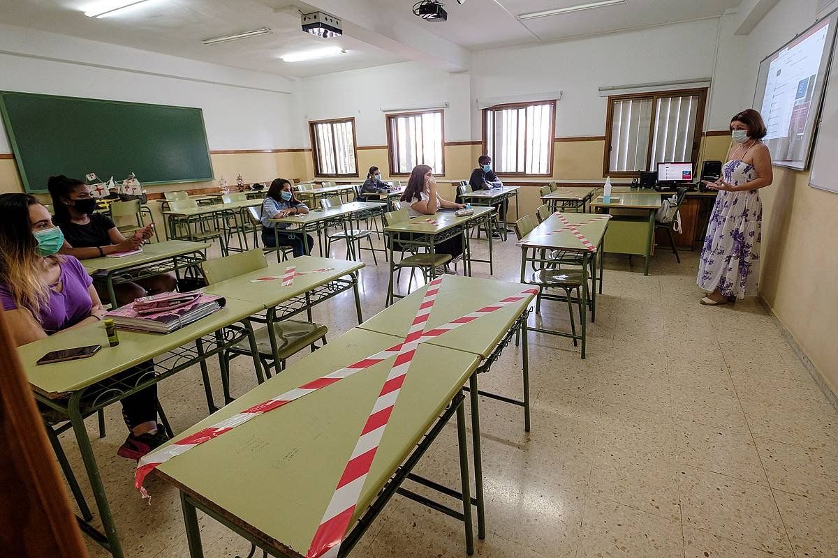 Katalana izango da Balearretako irakas-hizkuntza bakarra. Artxiboko irudia. ÃNGEL MEDINA G./ EFE