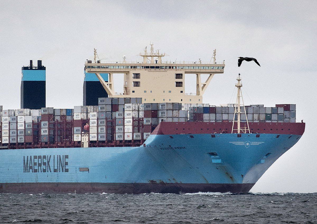 Maersk ontzijabearen itsasontzi bat. AXEL SCHUETT / EFE