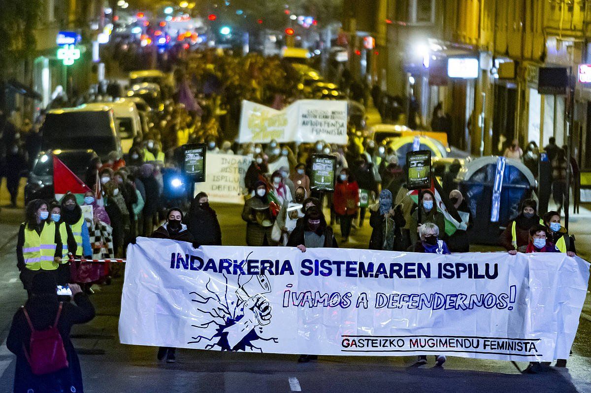 Gasteizko mugimendu feministaren manifestazio bat. JAIZKI FONTANEDA/ FOKU