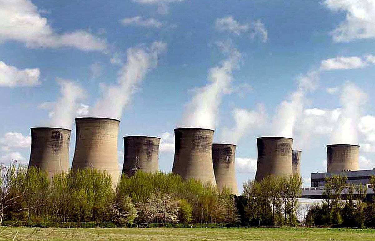 Yorkshire eskualdeko zentral nuklearra; iazko abuztuan eratsi zuten. EFE