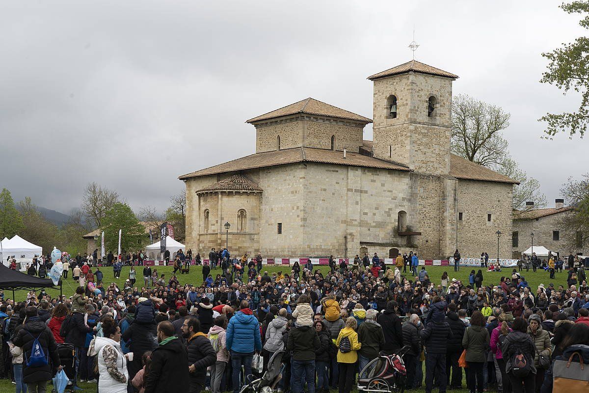 Armentiaren inguruak, gaur goizean, San Prudentzio egunaren ospakizunetan. RAUL BOGAJO/FOKU