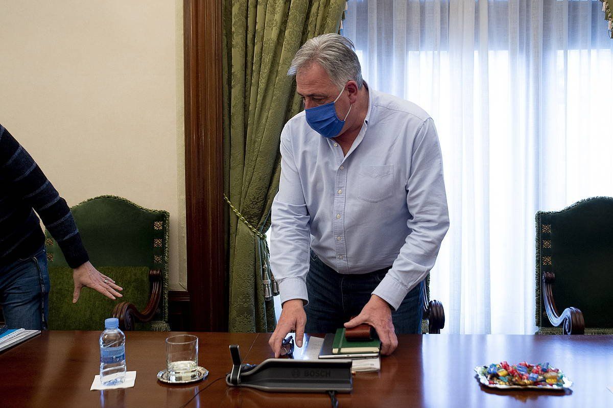 Joseba Asiron, artxiboko argazki batean. IÑIGO URIZ/FOKU