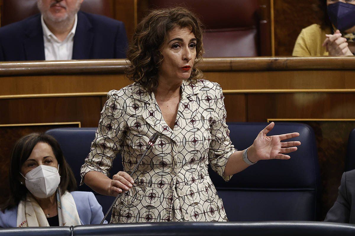 Maria Jesus Montero Ogasun ministroa. JUAN CARLOS HIDALGO / EFE