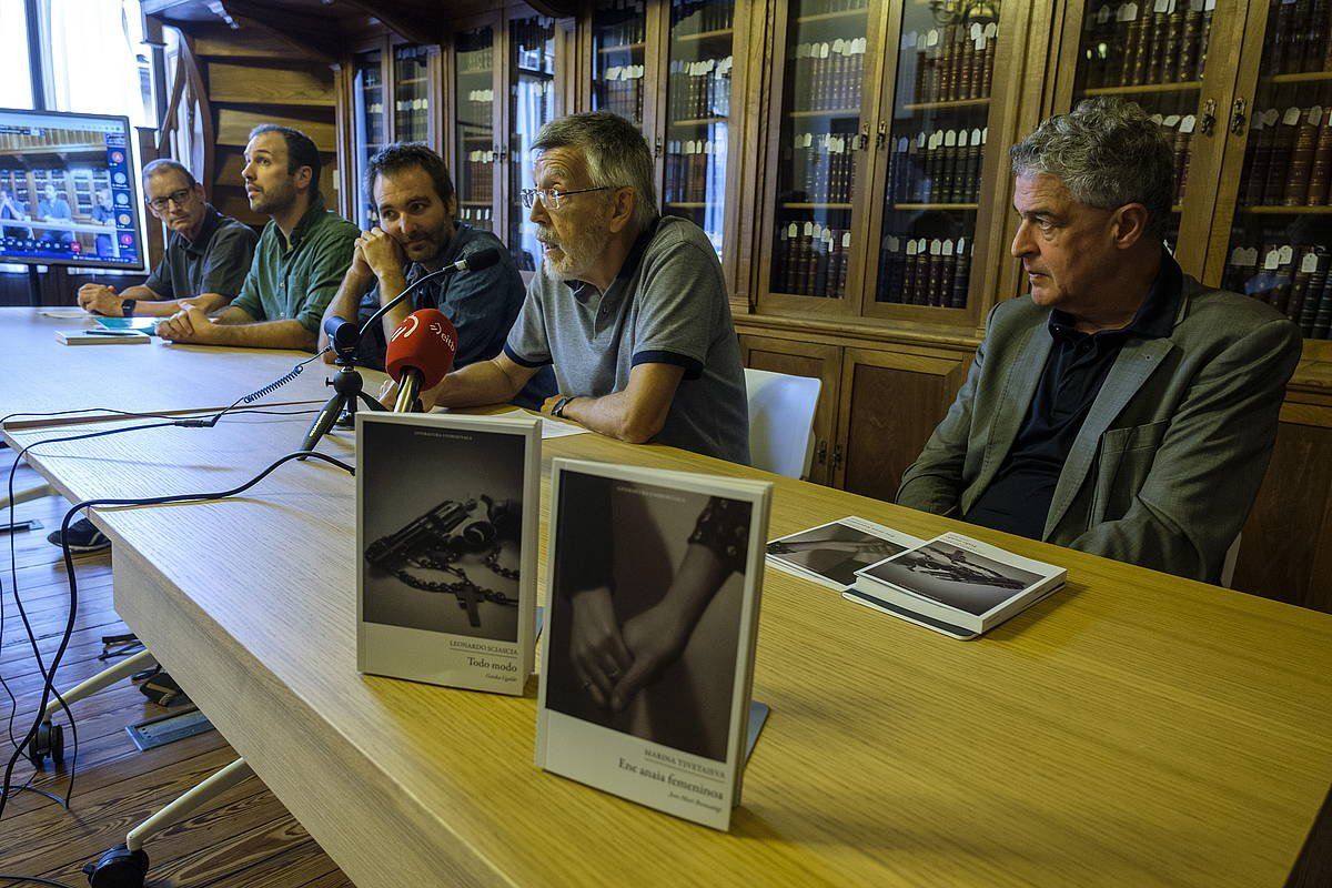 Manu Lopez, Lander Majuelo, Gaizka Ugalde, Joxe Mari Berasategi eta Joxean Muñoz, gaur, Donostian. JON URBE / FOKU