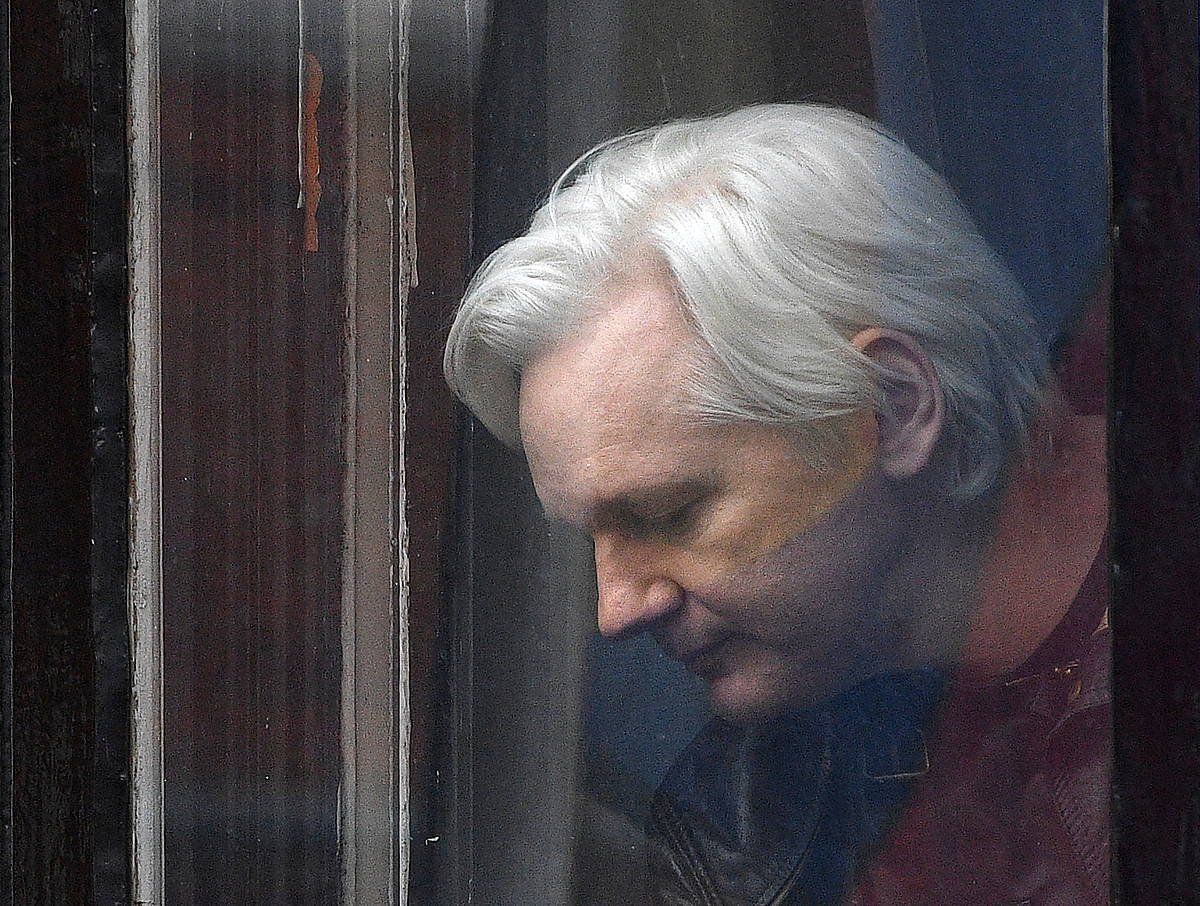 Julian Assange kazetaria, artxiboko irudi batean. FACUNDO ARRIZABALAGA / EFE
