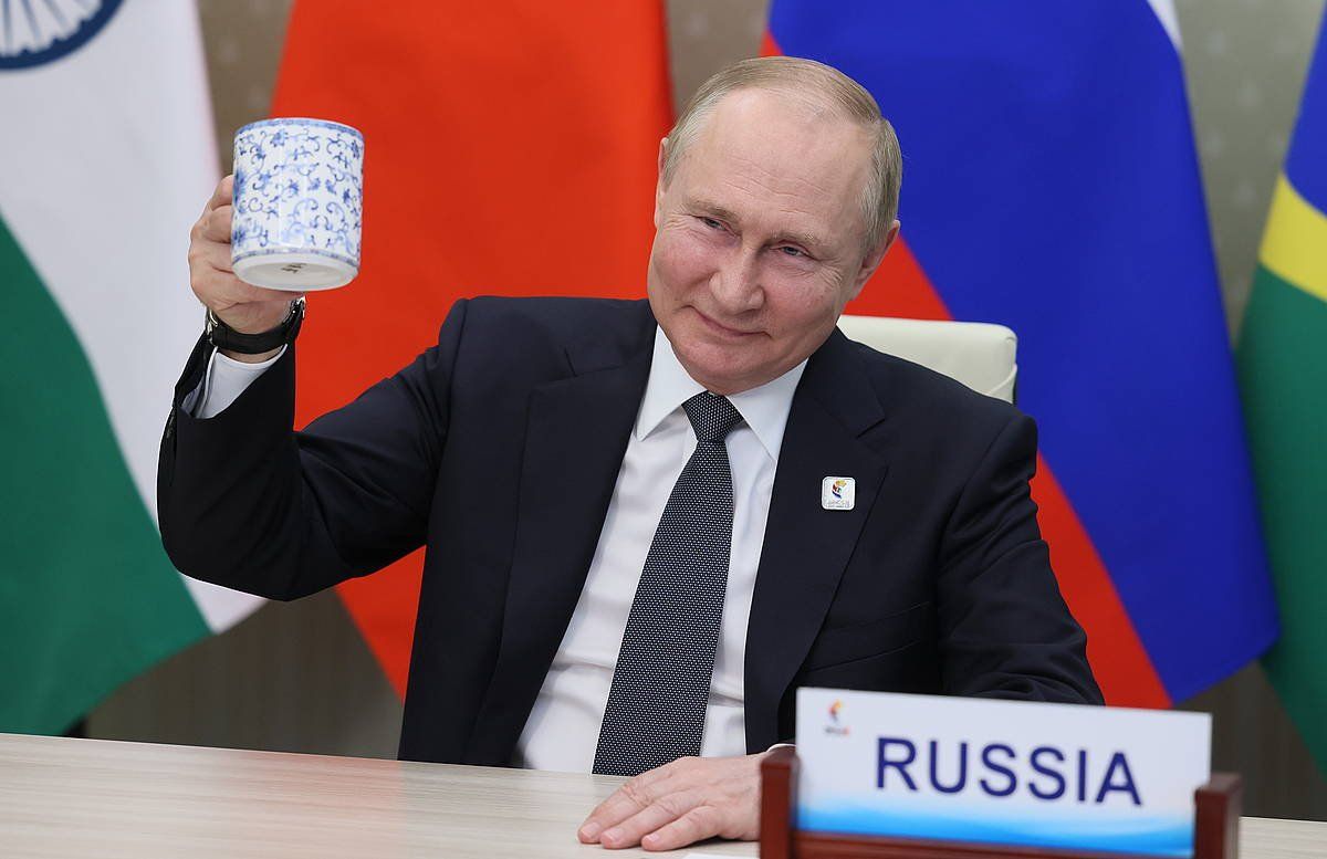 Vladimir Putin, joan den ostiraleko irudi batean. MIKHAIL METZEL / EFE