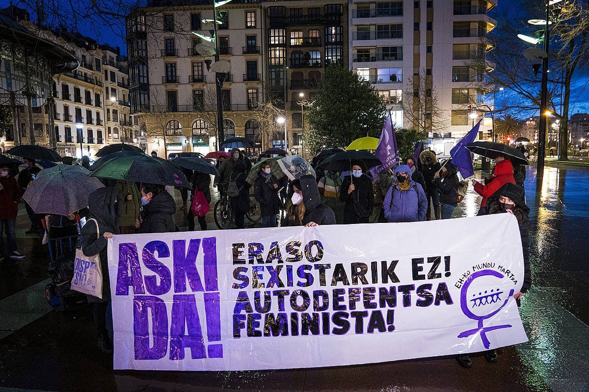 Indarkeria matxistaren aurkako protesta bat Donostian. GORKA RUBIO / FOKU