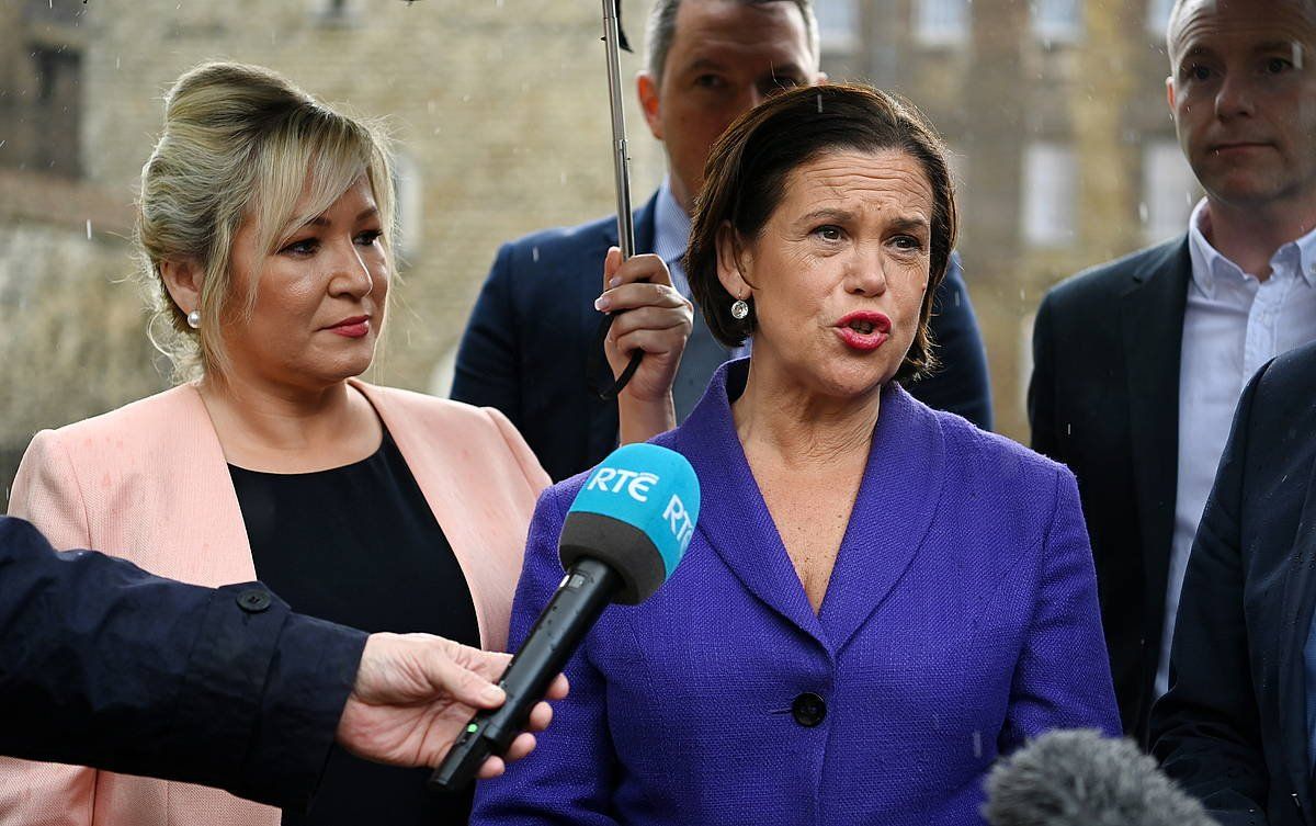 Michelle O'Neill eta Mary Lou McDonald Sinn Feineko buruzagiak, Londresen. ANDY RAIN / EFE