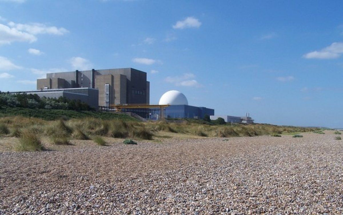 Sizewell A eta B zentral nuklearrak. Horien ondoan beste bat eraikitzeko baimena eman berri dute. IVOR BRANTON