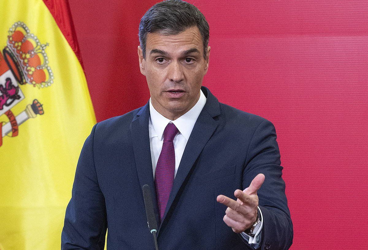 Pedro Sanchez, gaur goizeko agerraldian. GEORGI LICOVSKI / EFE