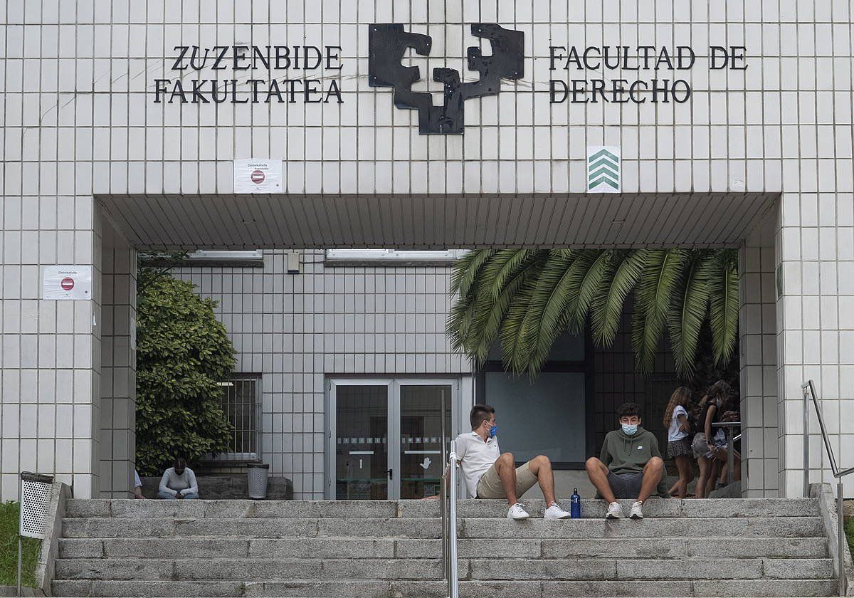 EHUko Zuzenbide fakultatea, Donostian. JON URBE/ FOKU
