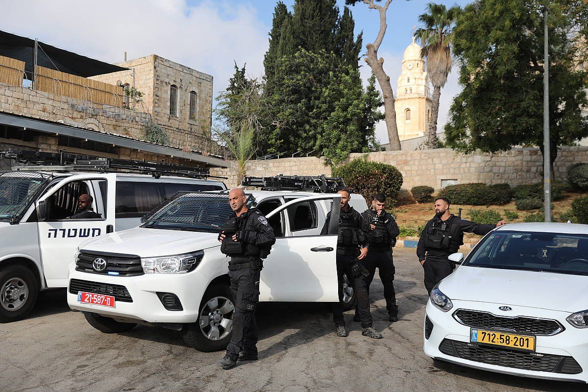 Israelgo Polizia, atzo, Jerusalem ekialdean. ABIR SULTAN, EFE
